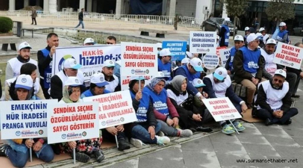 İŞÇİLER CHP GENEL MERKEZİ ÖNÜNDE CHP BELEDİYELERDEKİ ZULMÜ PROTESTO EDECEK