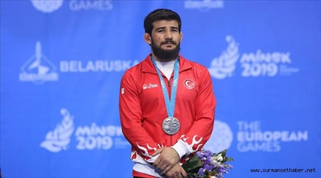 'Madalyamı şehit ailelerine armağan ediyorum'