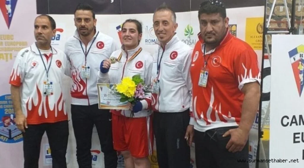 Milli boksör Ece Asude Ediz Avrupa şampiyonu oldu