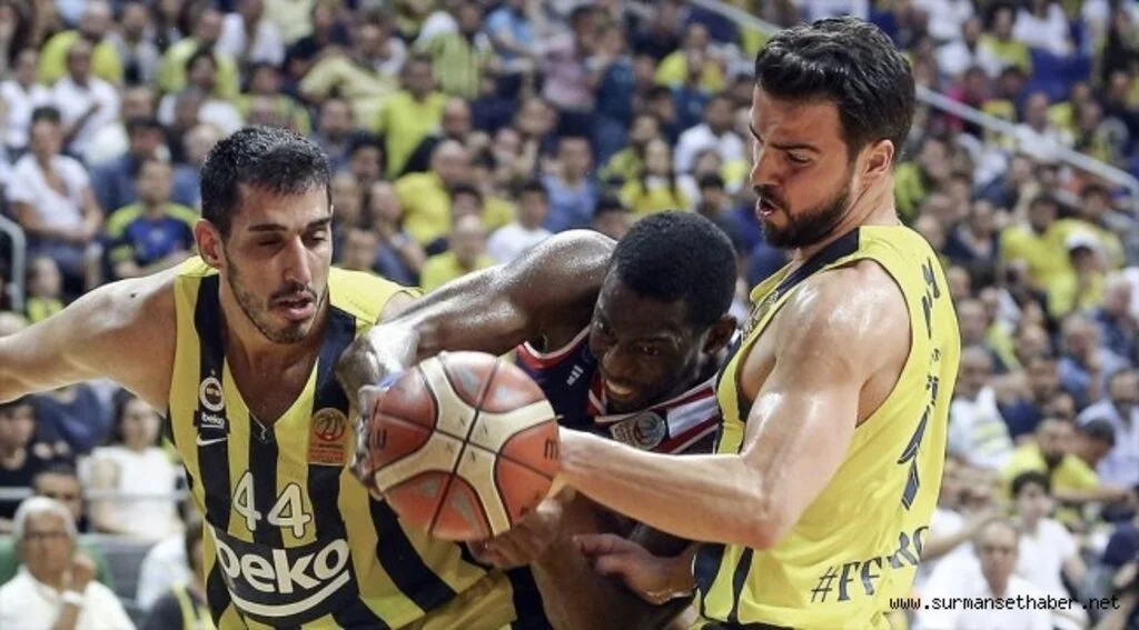 Potada Fenerbahçe Beko'ya 2 maç ceza