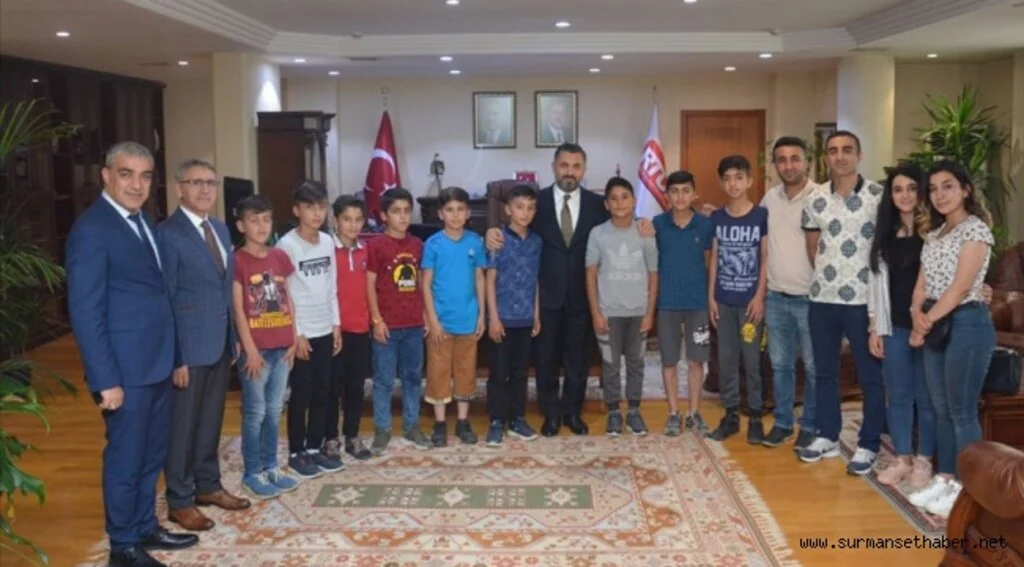 Şırnaklı öğrenciler RTÜK'ü ziyaret etti