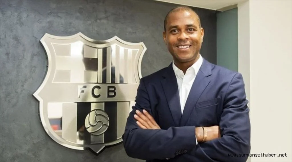 Barcelona'dan Patrick Kluivert'e görev