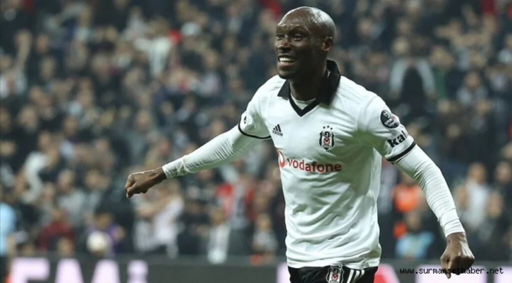 Beşiktaş'ta Atiba Hutchinson sakatlandı