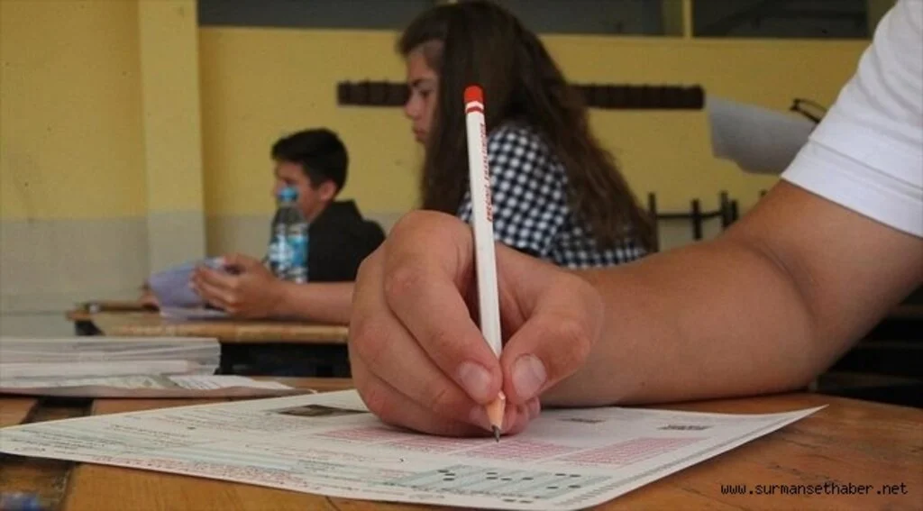 Liselerin boş kontenjan ve taban puanları açıklandı