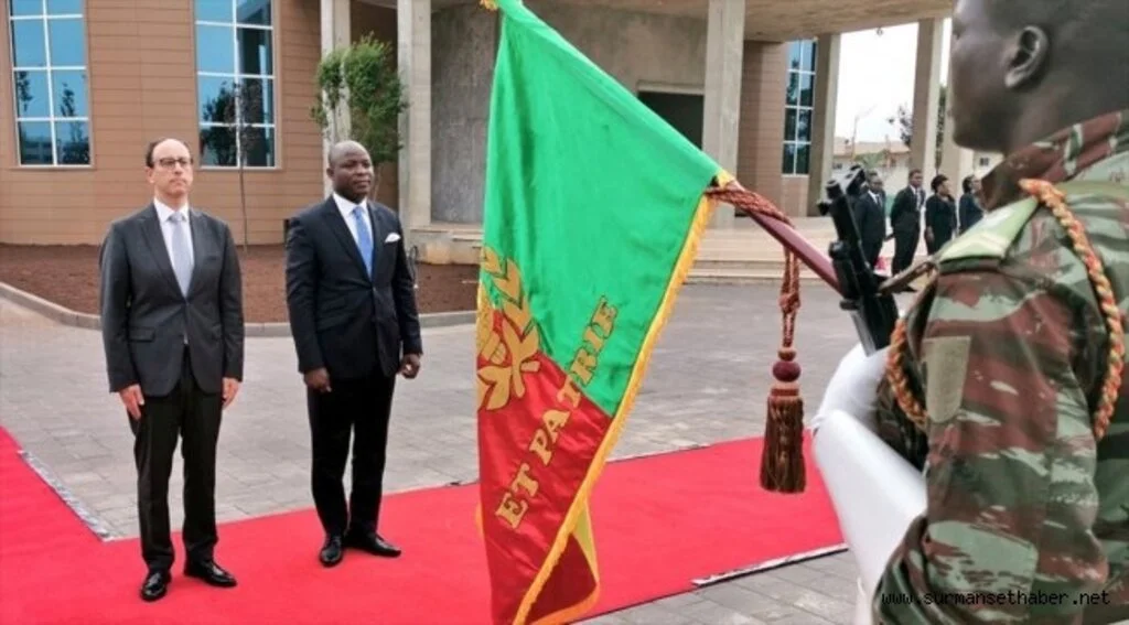 Türkiye'nin Benin'deki yeni büyükelçisi göreve başladı