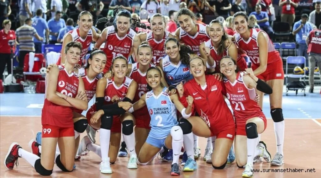 A Milli Kadın Voleybol Takımı 2'de 2 yaptı