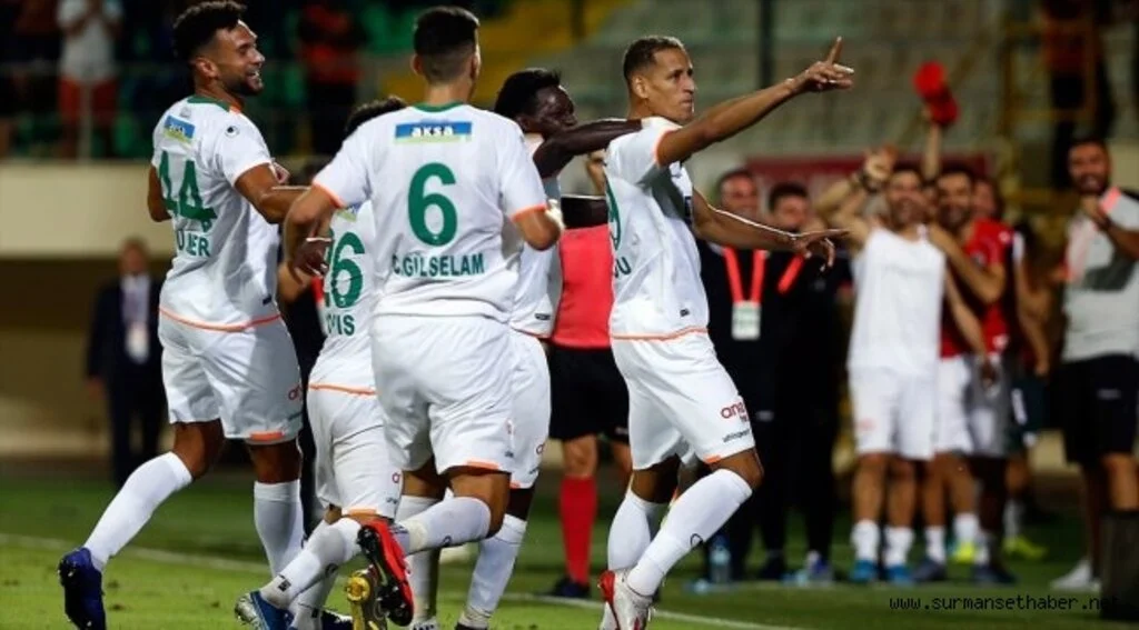 Alanyaspor evinde rahat kazandı