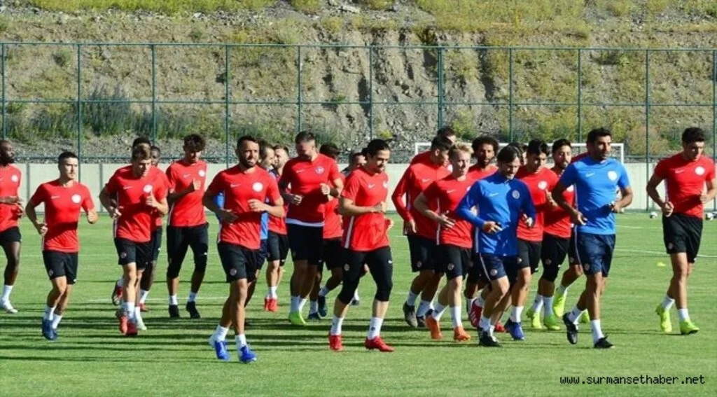 Antalyaspor sezona 'gençleşerek' giriyor