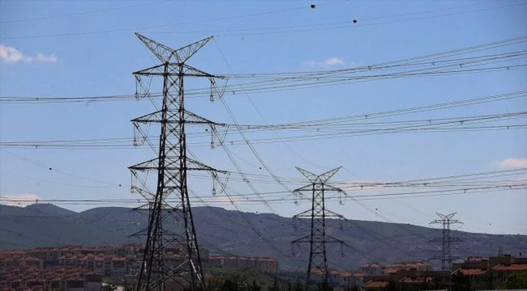 Elektrikte yerli üretimle 1,4 milyar dolar kasada kaldı