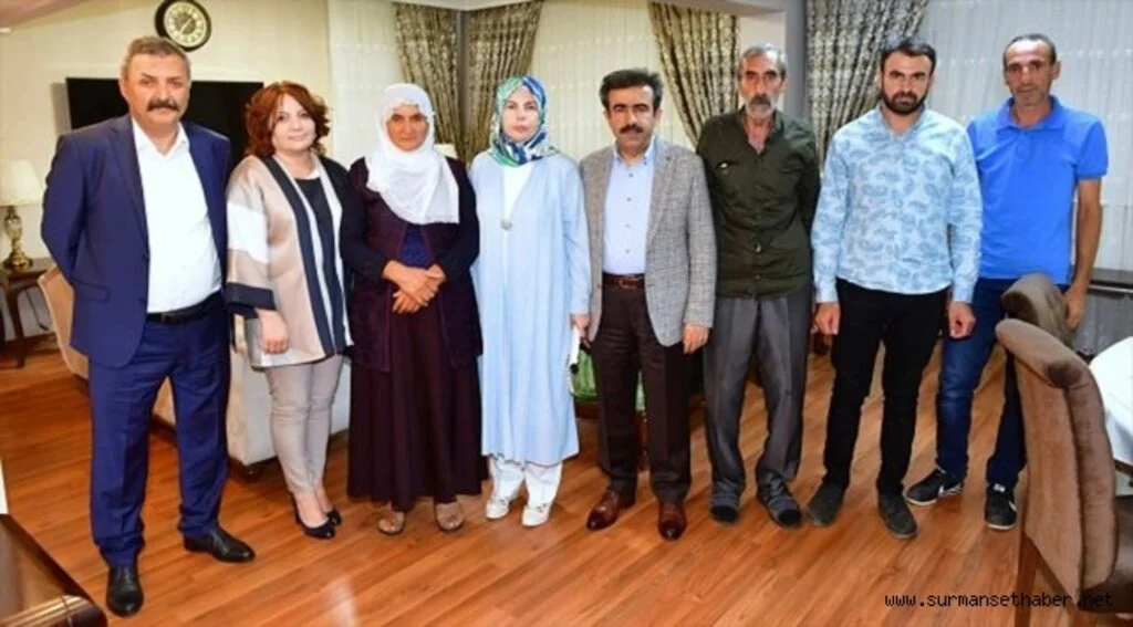 Güzeloğlu, dağa kaçırılan oğluna kavuşan anne Akar ile görüştü