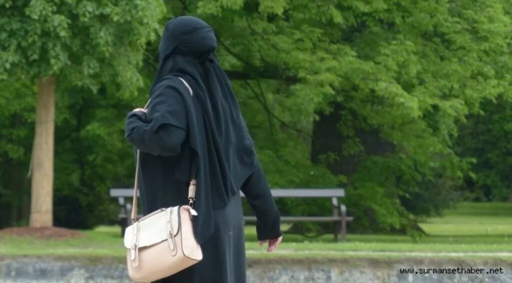 Hollanda'da burka yasağı