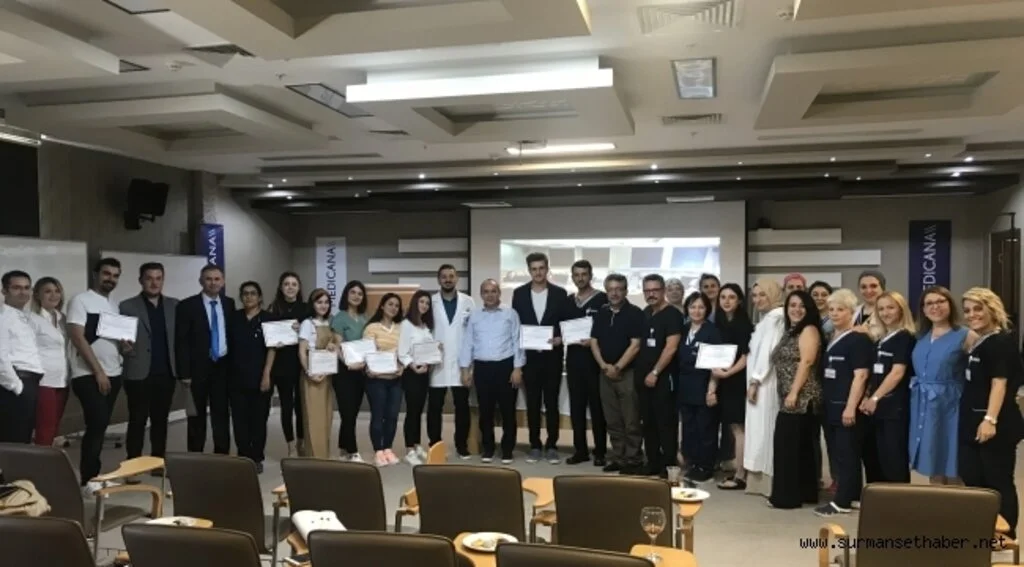  MEDICANA’DA  YOĞUN BAKIM HEMŞİRELİĞİ SERTİFİKA PROGRAMI DÜZENLENDİ 