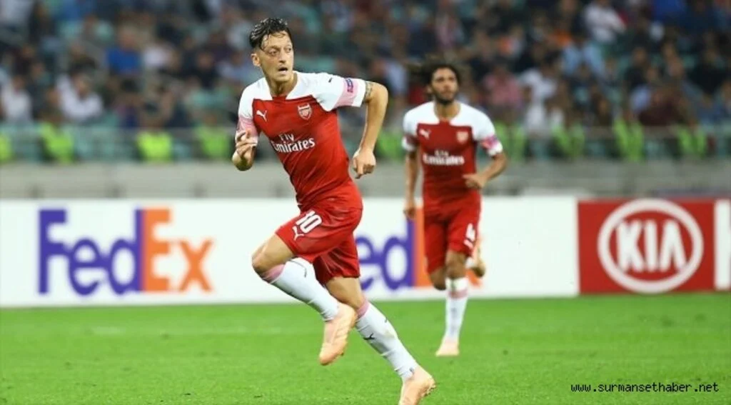 Mesut Özil 'güvenlik' gerekçesiyle kadro dışı