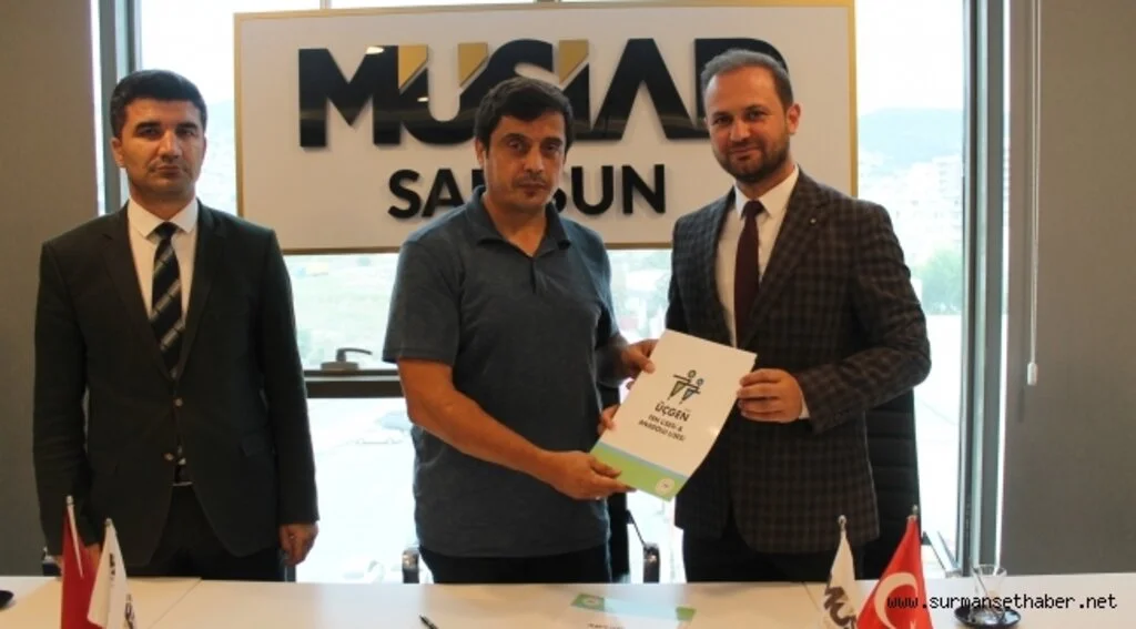 MÜSİAD Başkanı Haluk Tan Özel Üçgen Eğitim Kurumlarını ziyaret etti.
