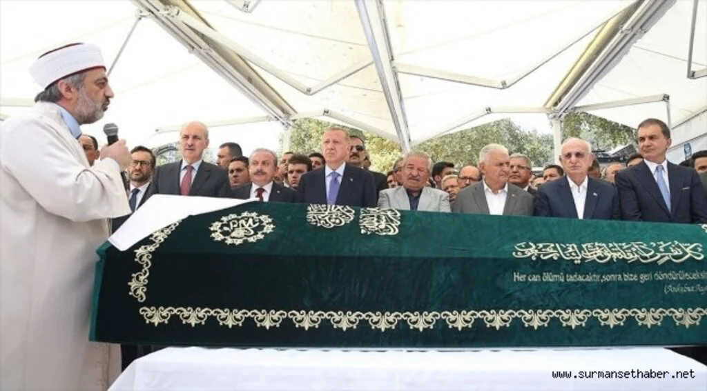 Şule Yüksel Şenler son yolculuğuna uğurlandı