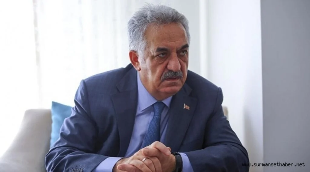 Yazıcı, Demokraside 'imtiyazlı' kişi ve zümre yoktur