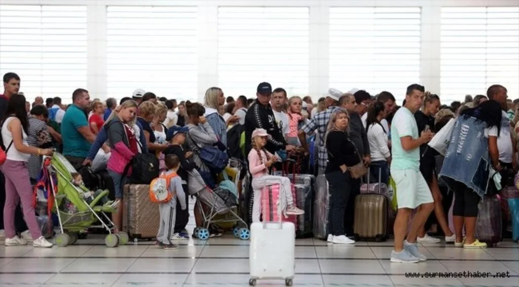 İngiliz turistlerin büyük bölümü ülkesine döndü