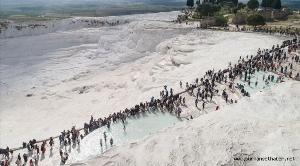Pamukkale'ye üç ayda 1 milyon ziyaretçi