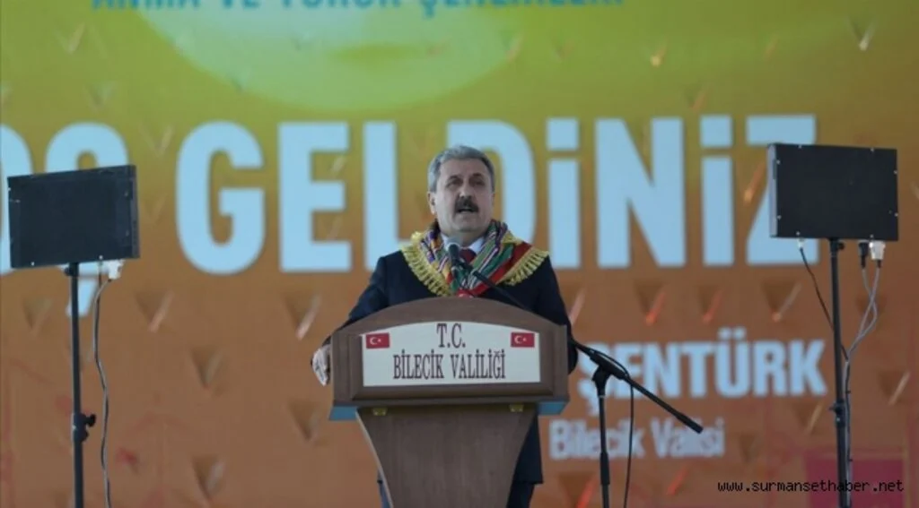 'Torunlarımıza özgür bir vatan teslim etmeye mecburuz'