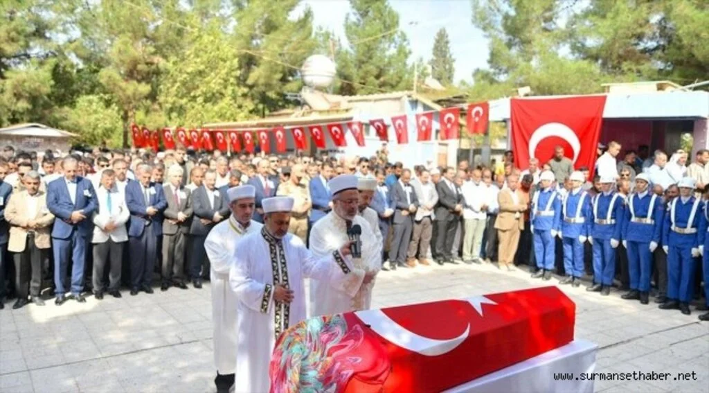 Ceylanpınar'da şehit olan 11 yaşındaki Elif için tören