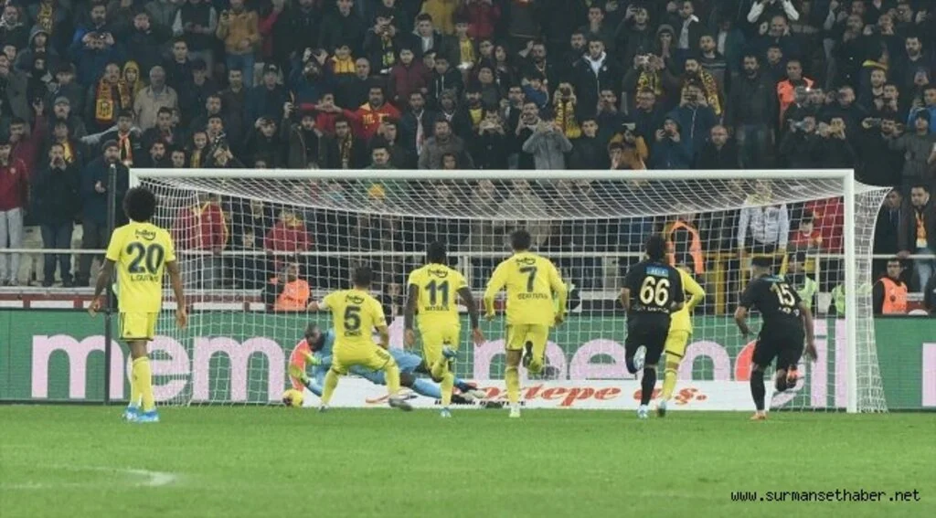 Fenerbahçe Malatya'da 1 puanı Zor Aldı