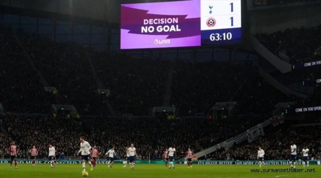 Premier Lig'de Everton kazandı, Tottenham berabere kaldı