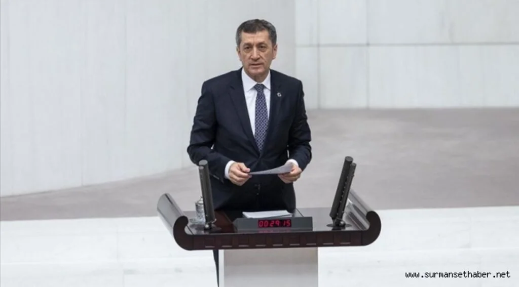  Selçuk: Öğretmenlik Meslek Kanunu'na ilişkin dosyamızı Cumhurbaşkanlığına sunduk