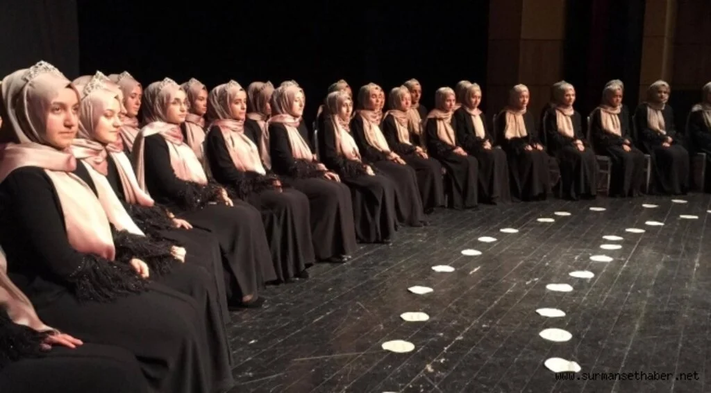 40 Öğrencinin Hafızlıkları Tescillendi