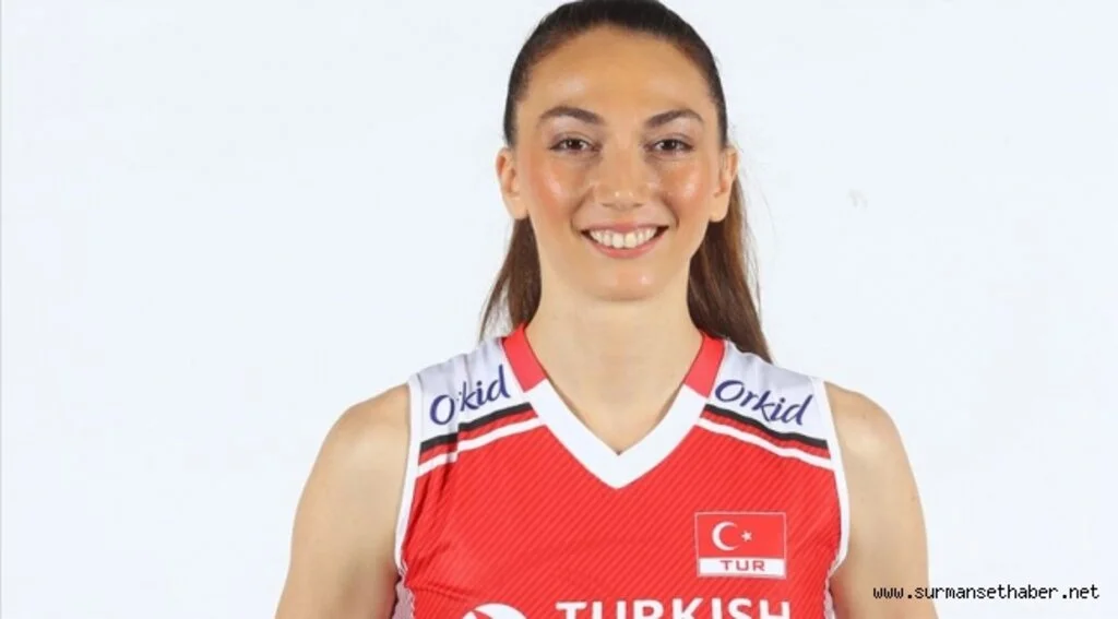Milli voleybolcu Yıldırım: Olimpiyat elemelerinin favorilerindeniz
