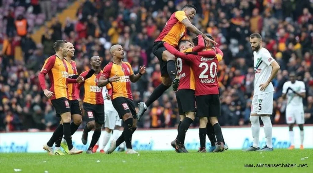 Galatasaray galibiyetle başladı