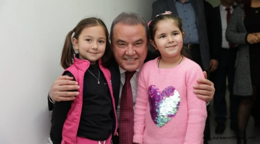 Başkan Muhittin Böcek Kaş’ı ziyaret etti
