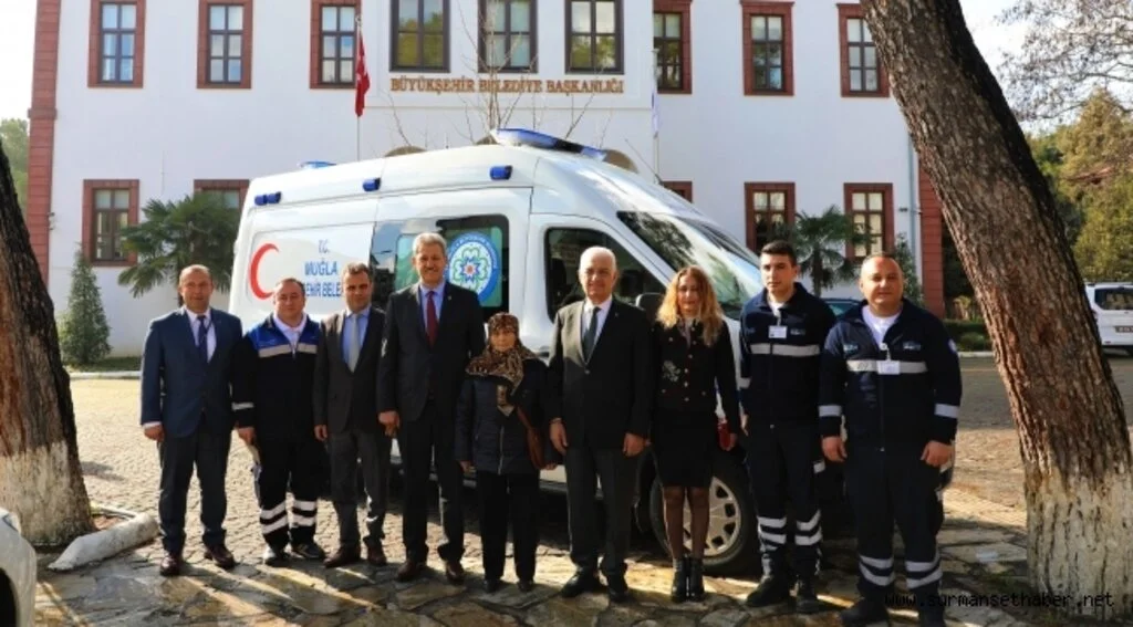 Hayırsever vatandaştan Büyükşehir’e Ambulans bağışı 
