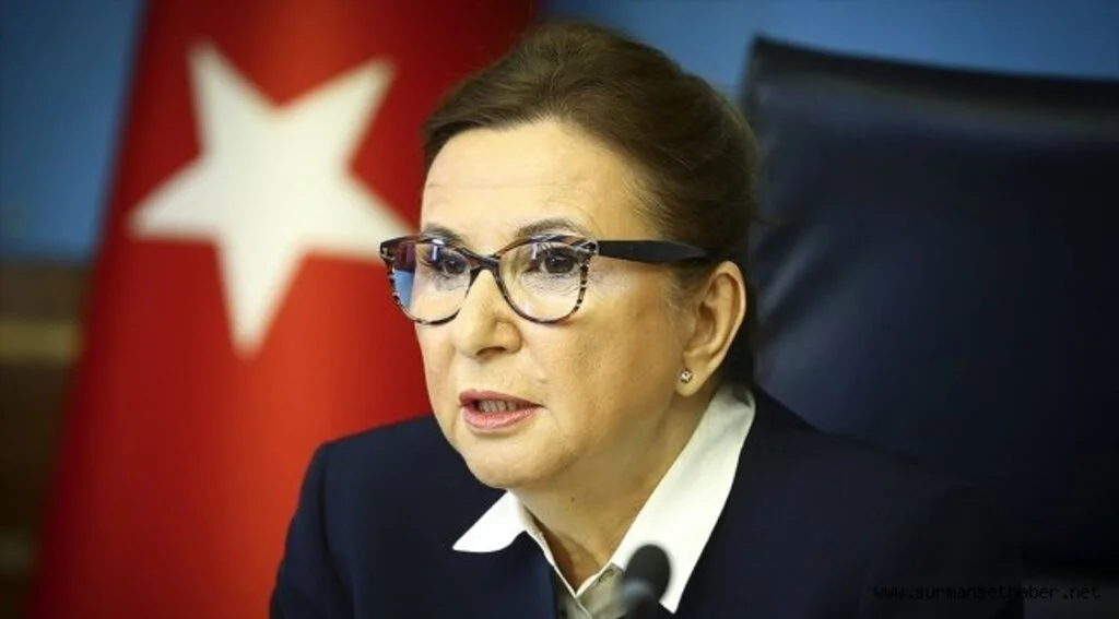 Bakan Pekcan'dan evdeki vatandaşlara 'Sanal Ticaret Akademisi' daveti