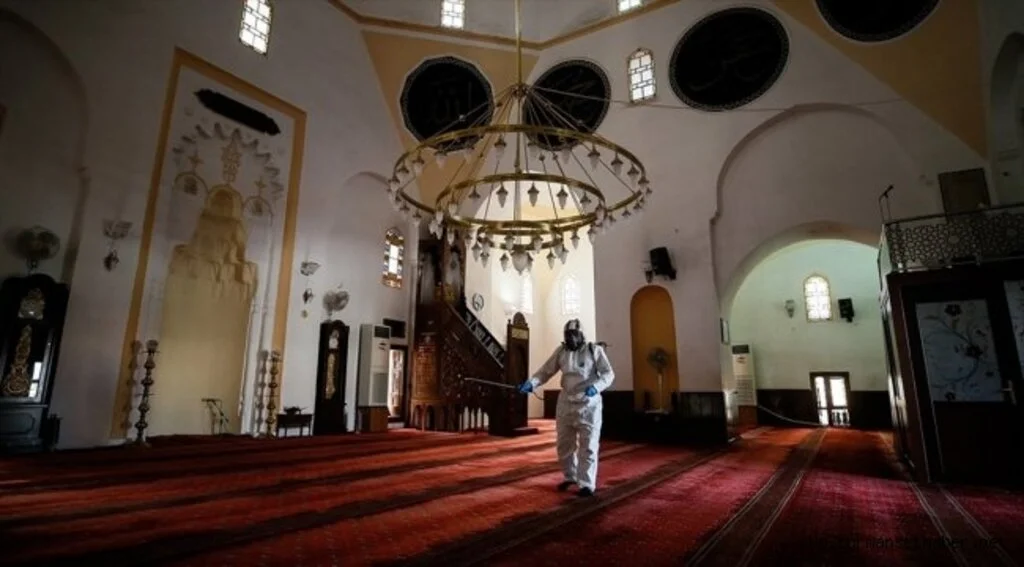 Kandil gecesi camiler kapalı tutulacak