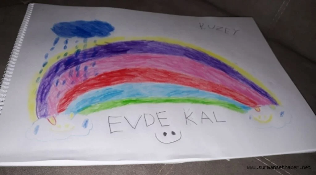 OKUL MÜDÜRLERİNDEN ÇOCUKLARIN GÖKKUŞAĞINA SALDIRI