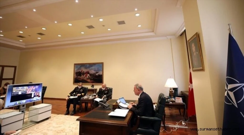 Bakan Akar, NATO Savunma Bakanları Toplantısı'na katıldı