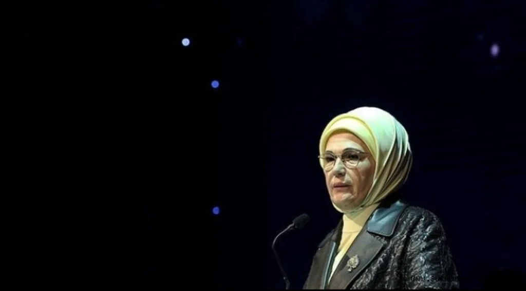 Emine Erdoğan'dan Anneler Günü Mesajı