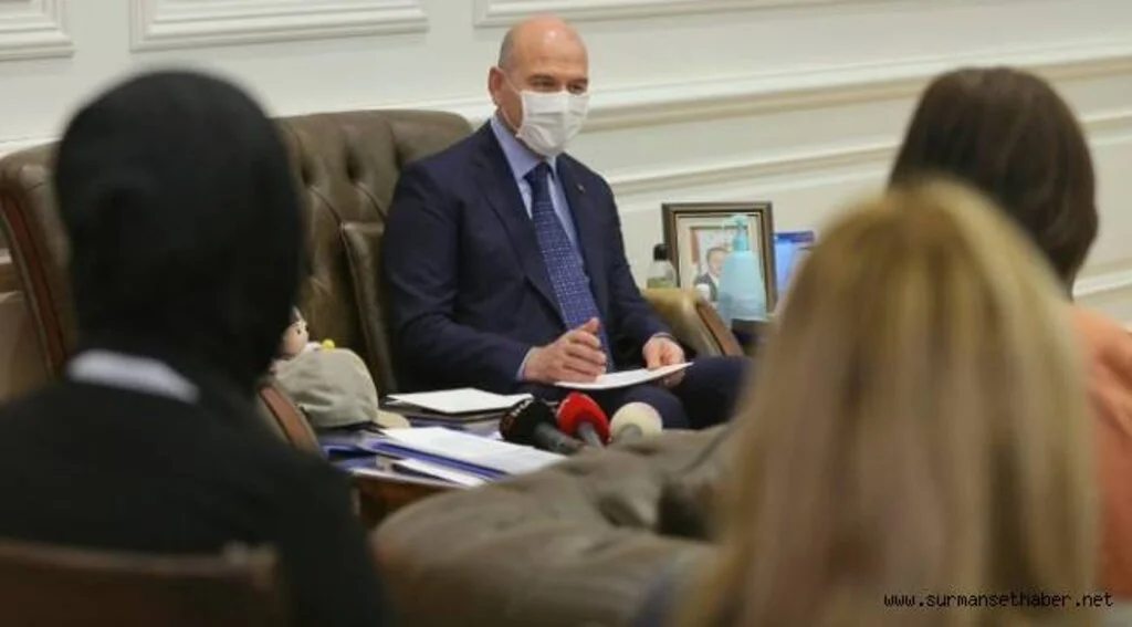 Bakan Soylu Kadın Muhtarlarla Bir Araya Geldi