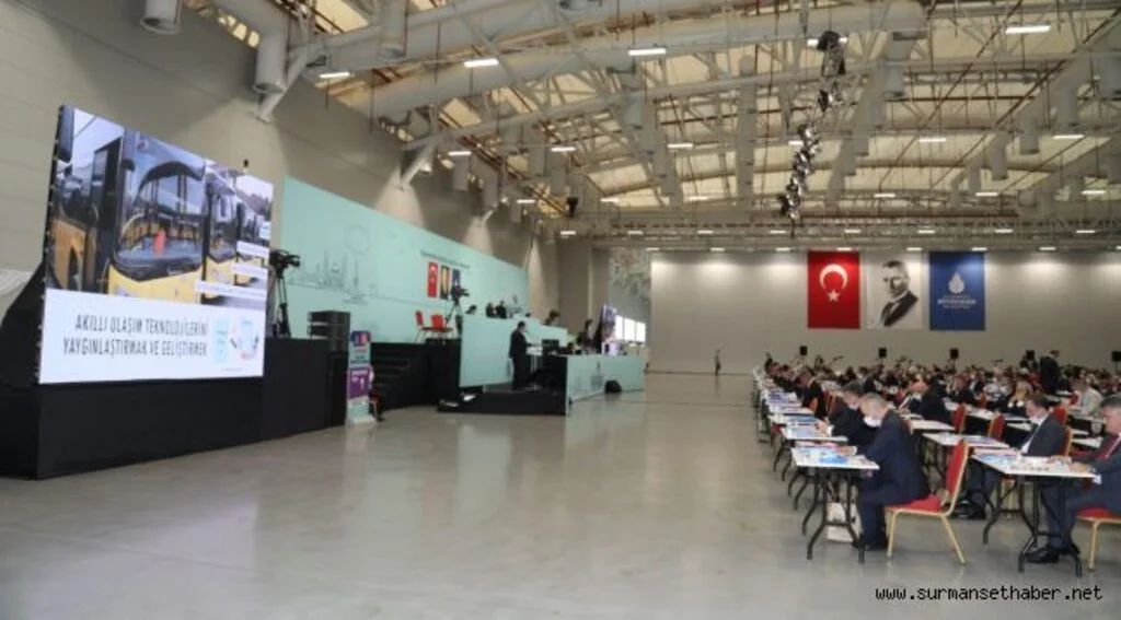 METROBÜS ARAÇLARI YENİLENİYOR