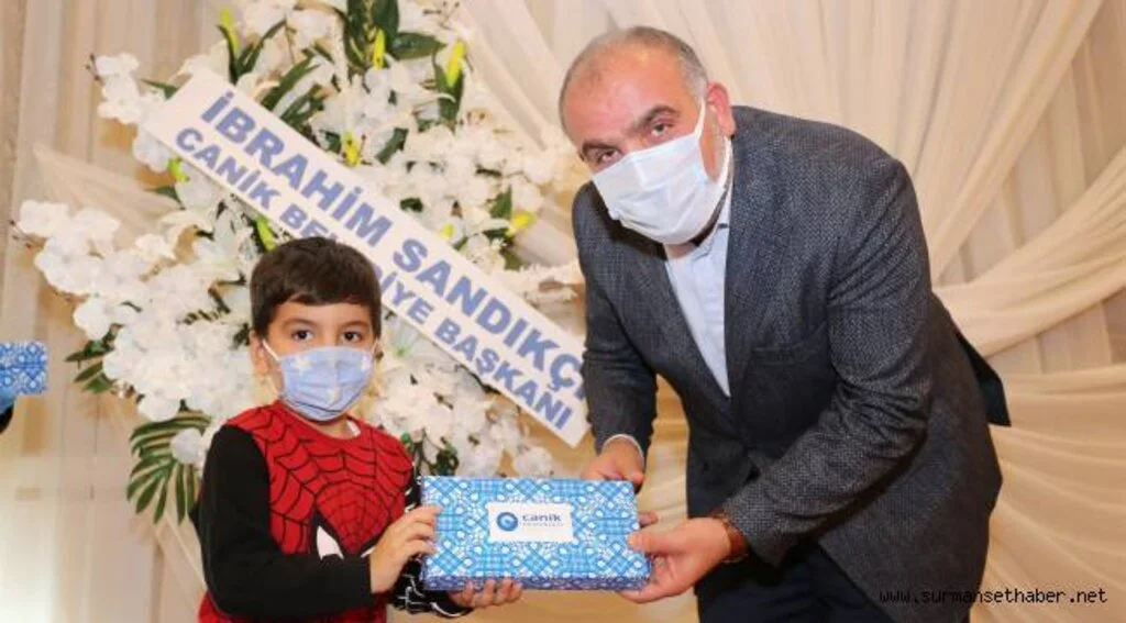 SANDIKÇI'DAN GENÇLERE MÜJDE
