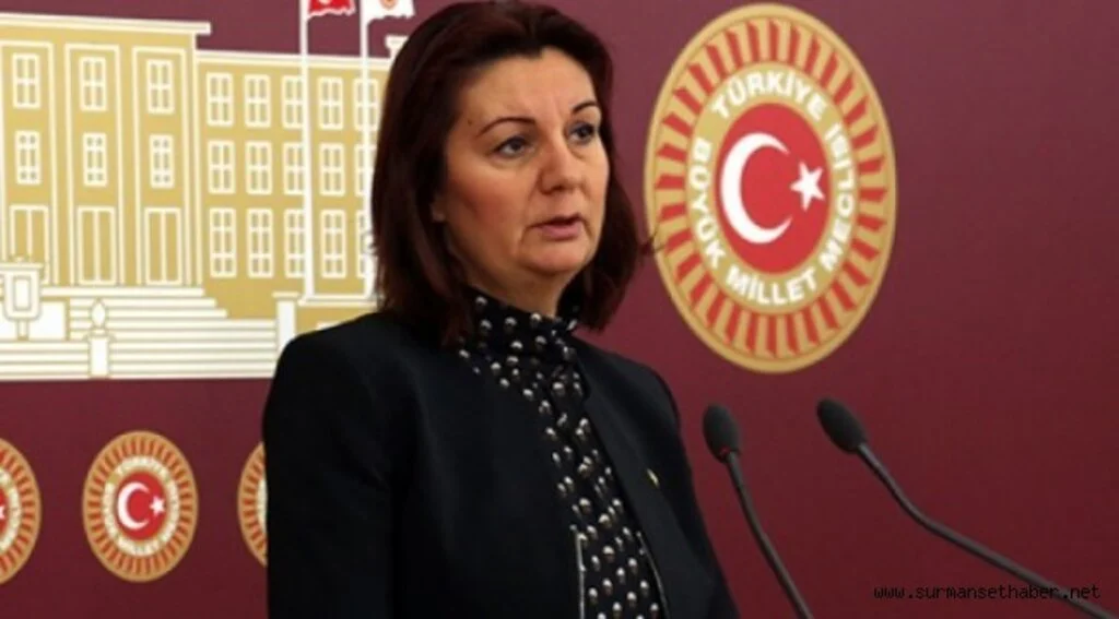 CHP’DEN UZAKTAN EĞİTİMDE KDV VE ÖİV SIFIRLANSIN TEKLİFİ!