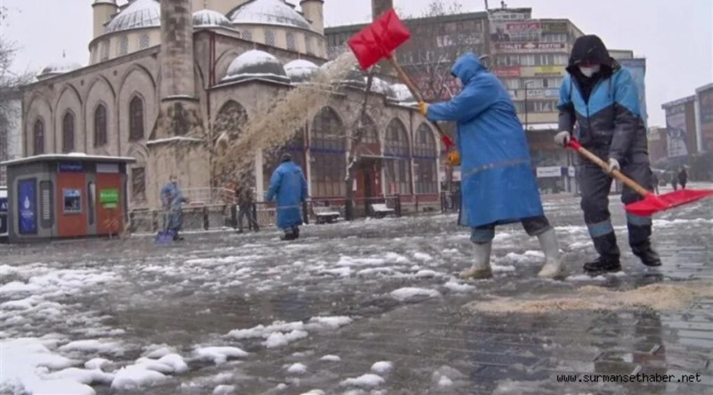 Karla Mücadele Çalışmaları Aralıksız Sürüyor