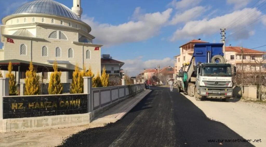 Korkuteli Şehzade Korkut Camii ve Hz. Hamza Camii çevresi asfaltlandı