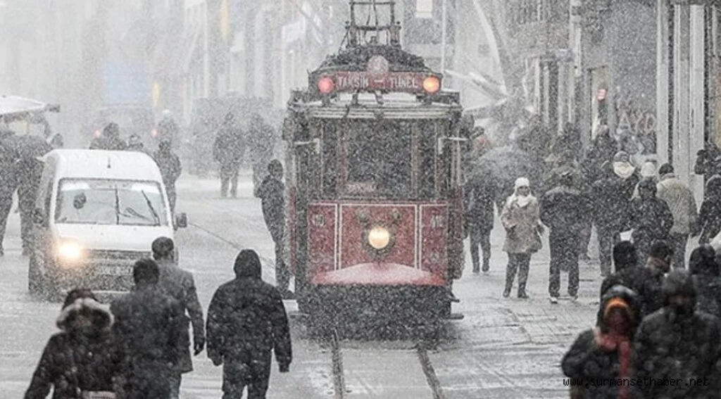 Vali Ali Yerlikaya'dan İstanbullulara Kar Uyarısı
