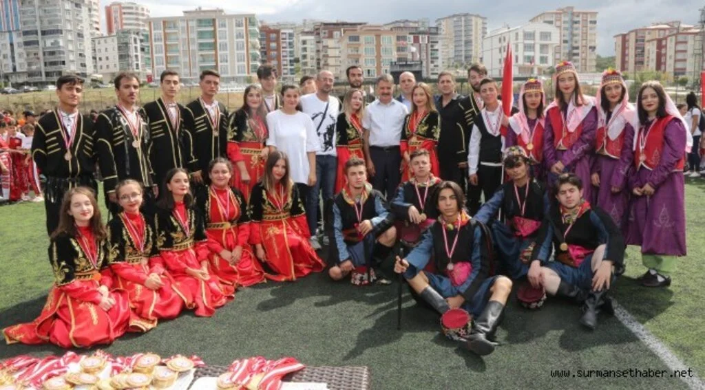 Atakum Belediyesi  Halk Oyunları Topluluğu  Türkiye’yi tanıtacak