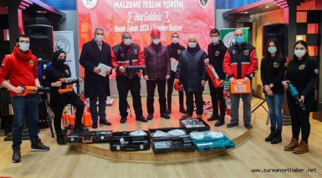 Belediyemizden Gaziosmanpaşa Arama Kurtarma Derneği'ne Malzeme Desteği