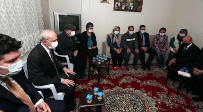 CHP GENEL BAŞKANI KEMAL KILIÇDAROĞLU, İZMİR'DE TAZİYE ZİYARETİNDE BULUNDU
