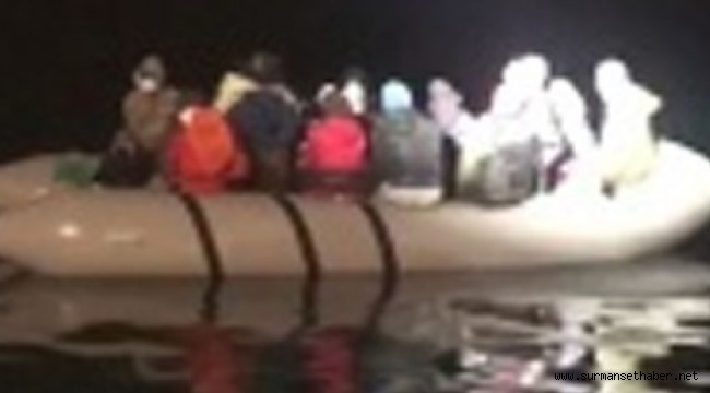 Kuşadası Körfezi'nde Yunanlıların Geri İttiği 16 Göçmen Kurtarıldı