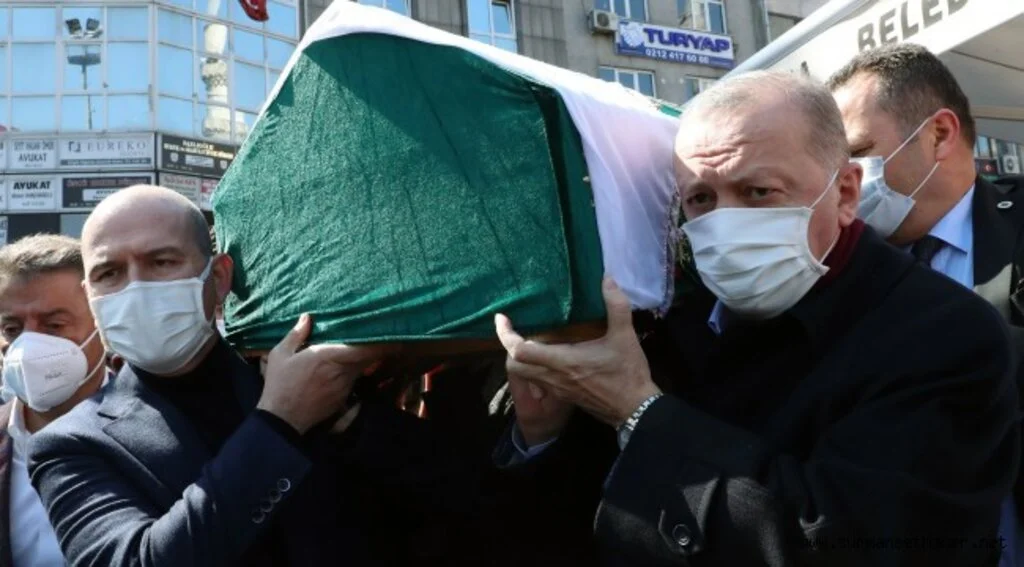 Cumhurbaşkanı Erdoğan, İçişleri Bakanı Soylu’nun annesi Servet Soylu’nun cenaze törenine katıldı