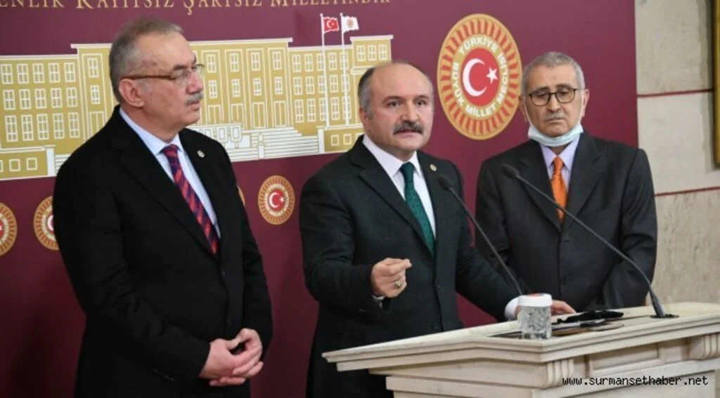 “MERKEZ BANKASI BAŞKANI 5 YIL İÇİN ATANIR BUNDAN ÖNCE GÖREVDEN ALINAMAZ”